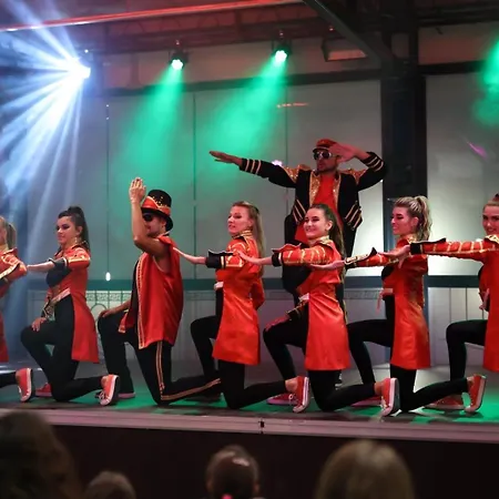 Rome Palace Deluxe فندق 4*