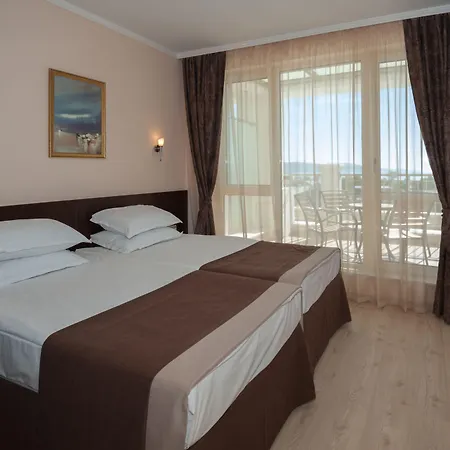 فندق Rome Palace Deluxe 4*