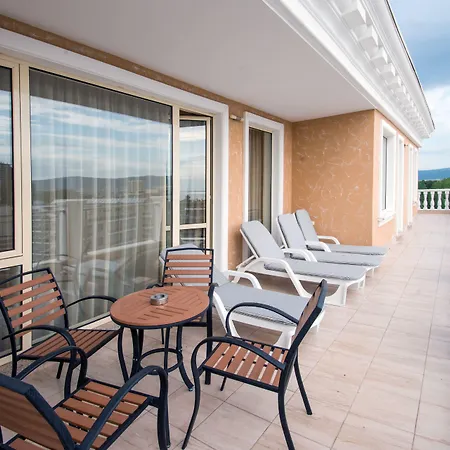 Rome Palace Deluxe Hotel 4*