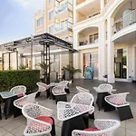 酒店 Rome Palace Deluxe 4*