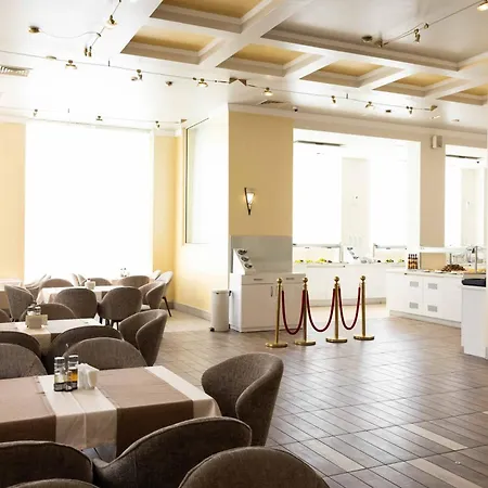 Готель Rome Palace Deluxe