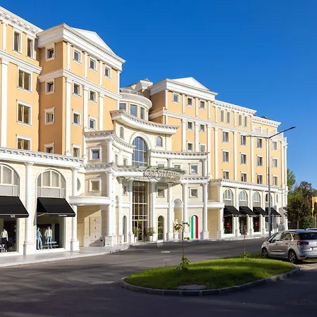 酒店 Rome Palace Deluxe 4*