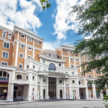 Готель Rome Palace Deluxe