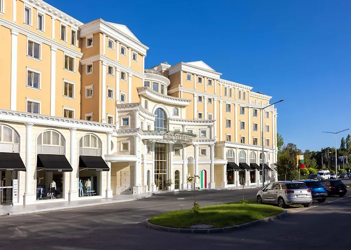 Отель Rome Palace Deluxe 4*
