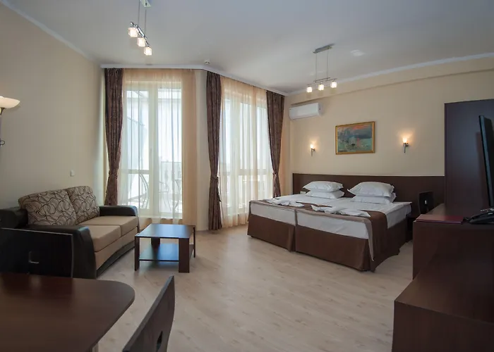 Rome Palace Deluxe Slantschew brjag