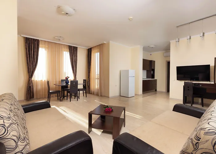 Hotel Rome Palace Deluxe 4*