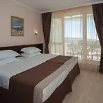 Hotel Rome Palace Deluxe 4*