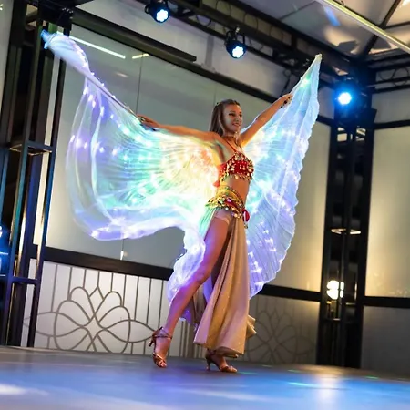 Rome Palace Deluxe فندق ساني بيتش